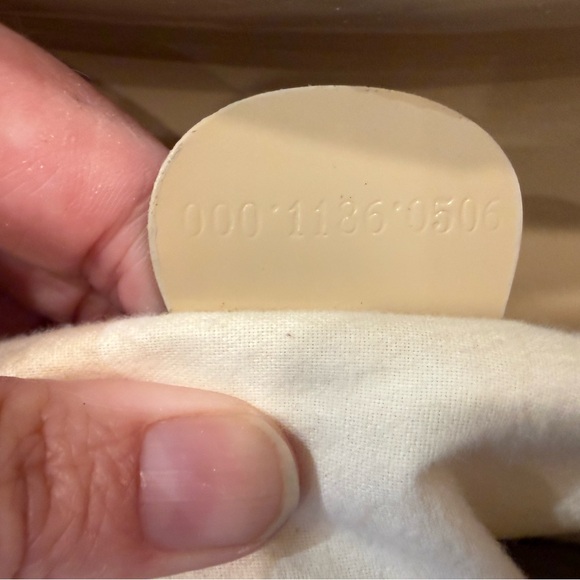 Gucci EUC Vintage Cream Patent Leather Shoulder Bag w/COA - Picture 6 of 14